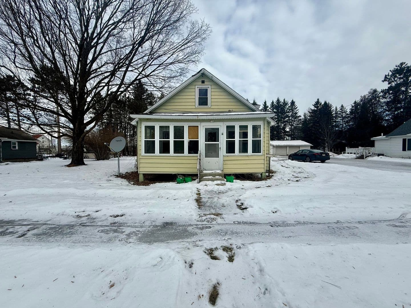 White Lake House: 536 Mill Street