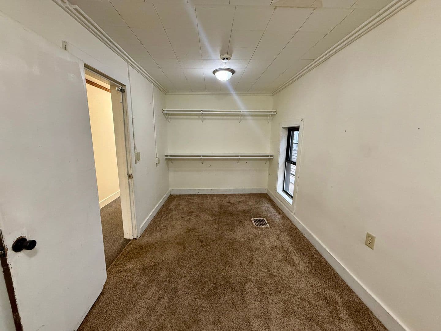 Wausau Apartment: 716 Washington St