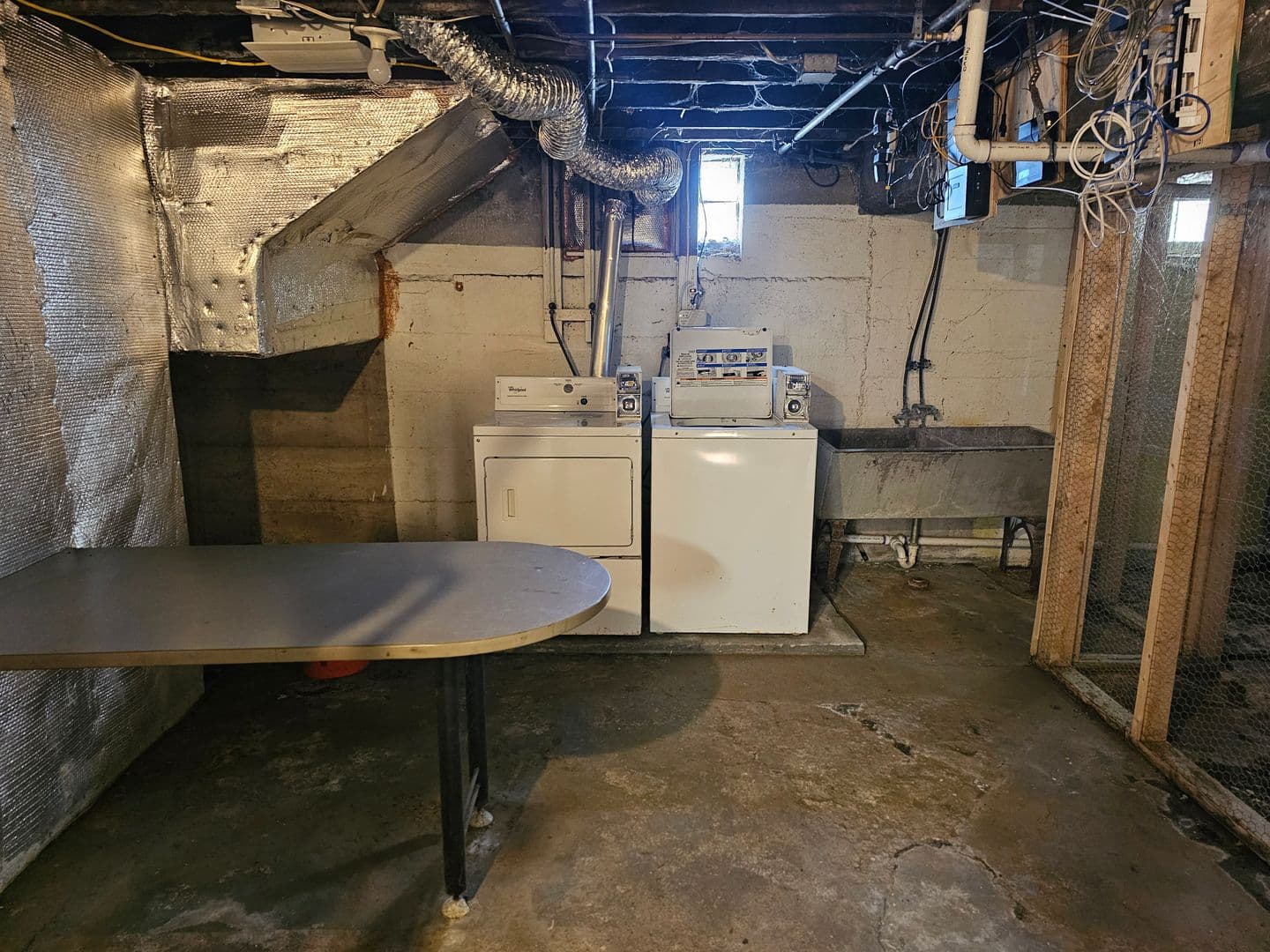 Wisconsin Rapids Apartment: 1821 W Grand Ave