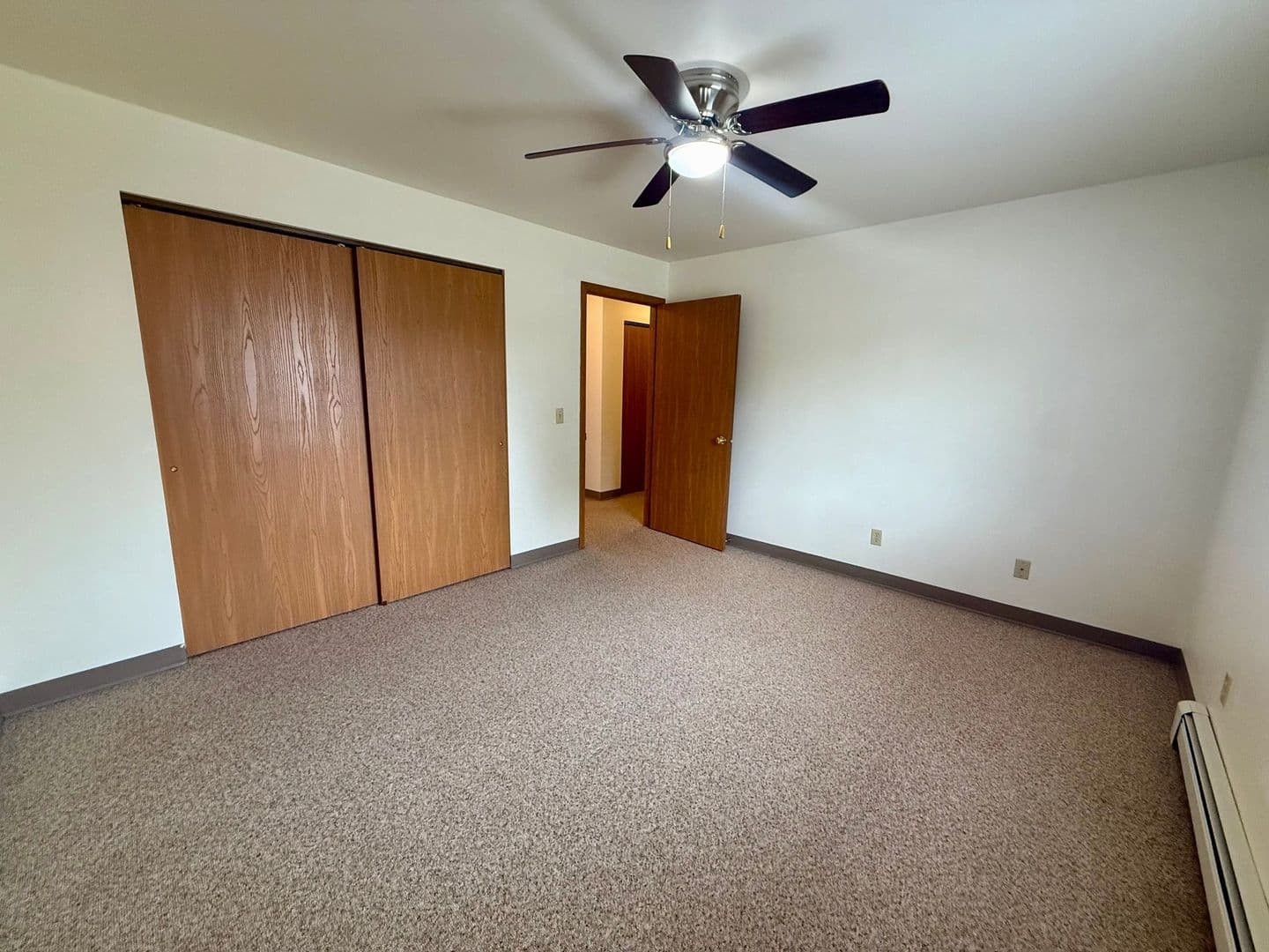Plover Apartment: 3120 Wilson Avenue