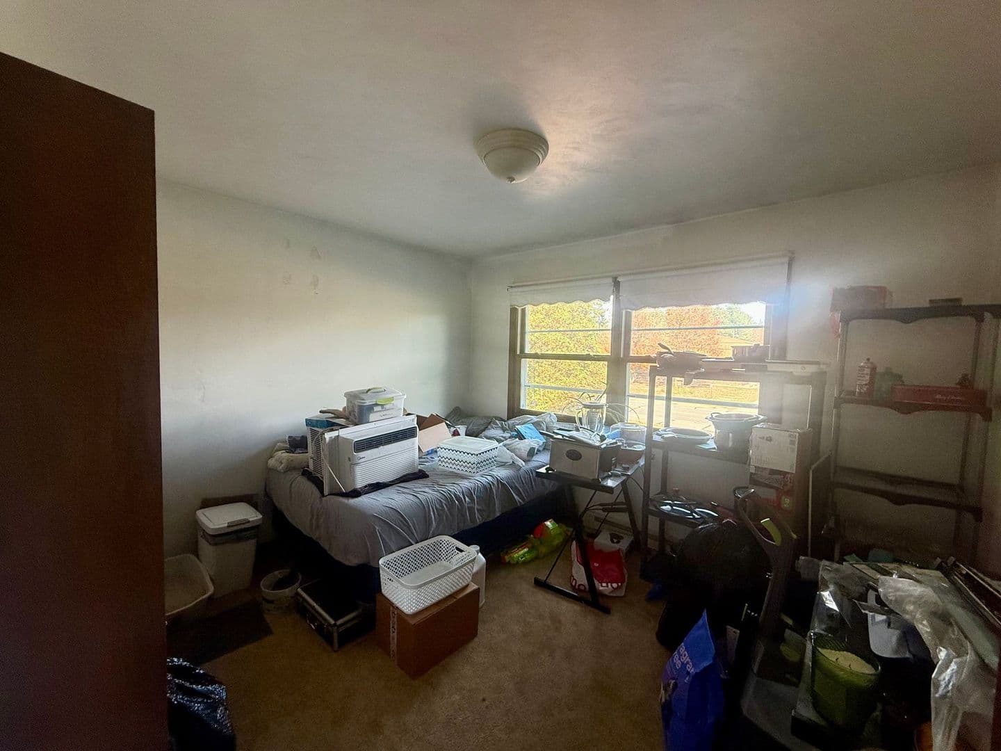 Weston Apartment: 3605 Ross Avenue