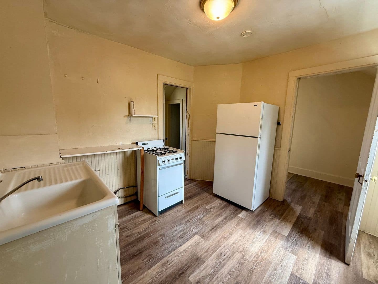 Wausau Apartment: 325 N 3rd Ave