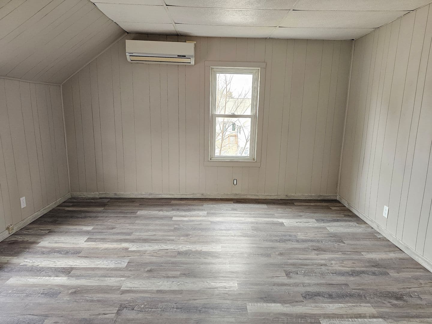 Nekoosa Apartment: 618 North St