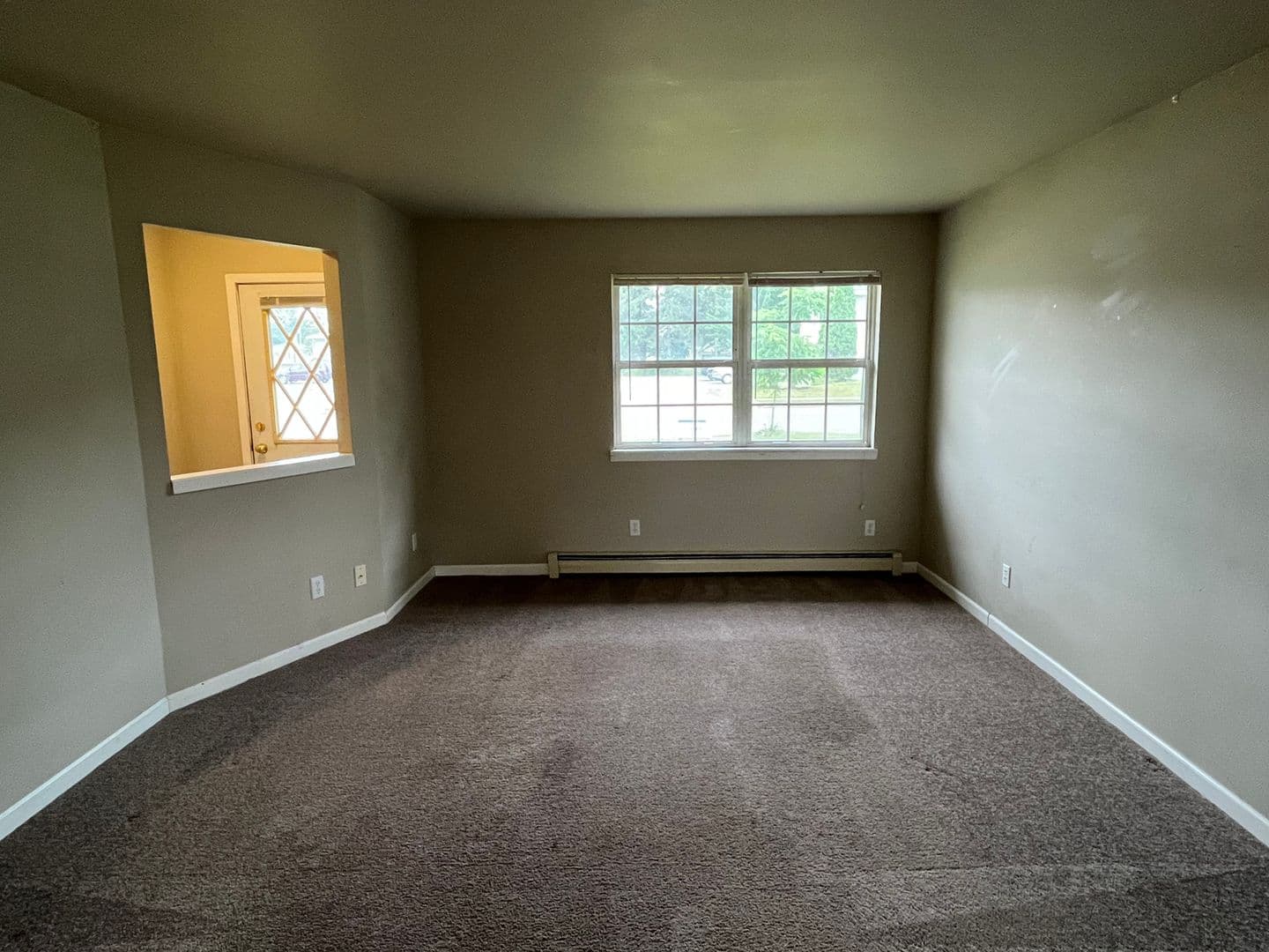 Stevens Point Apartment: 2448 4th Ave