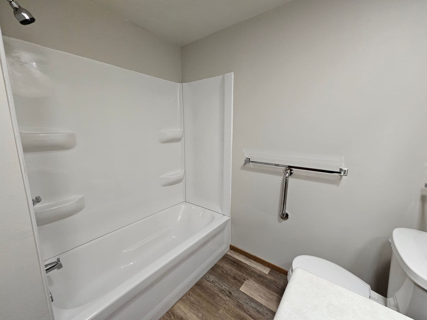 Plover Apartment: 3520 Evergreen Dr