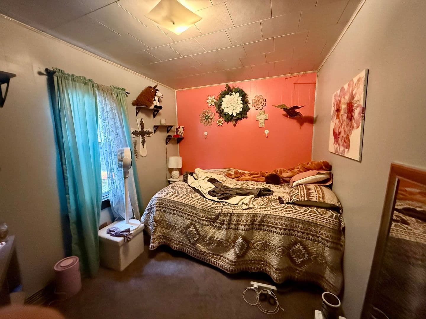 Merrill House: 604 N Genesee St