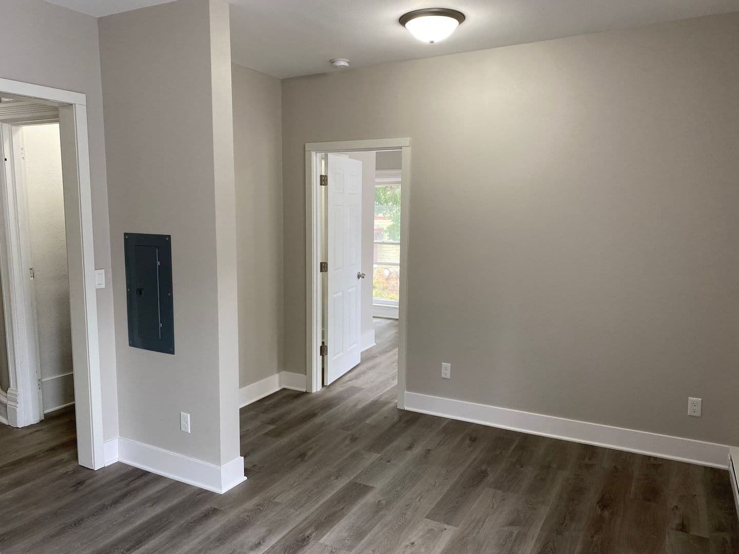 Wausau Apartment: 709 Fulton St