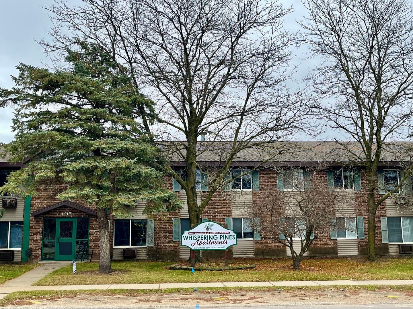 Tomah Apartment: 401 - 405 N Glendale Ave