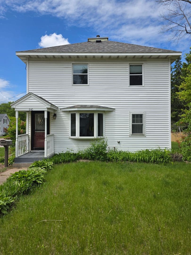 Wisconsin Rapids Apartment: 840 Lincoln St