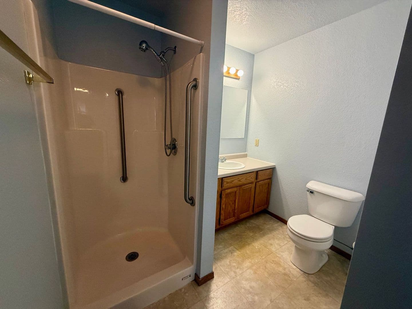 Stevens Point Apartment: 5601 Sandpiper Drive B