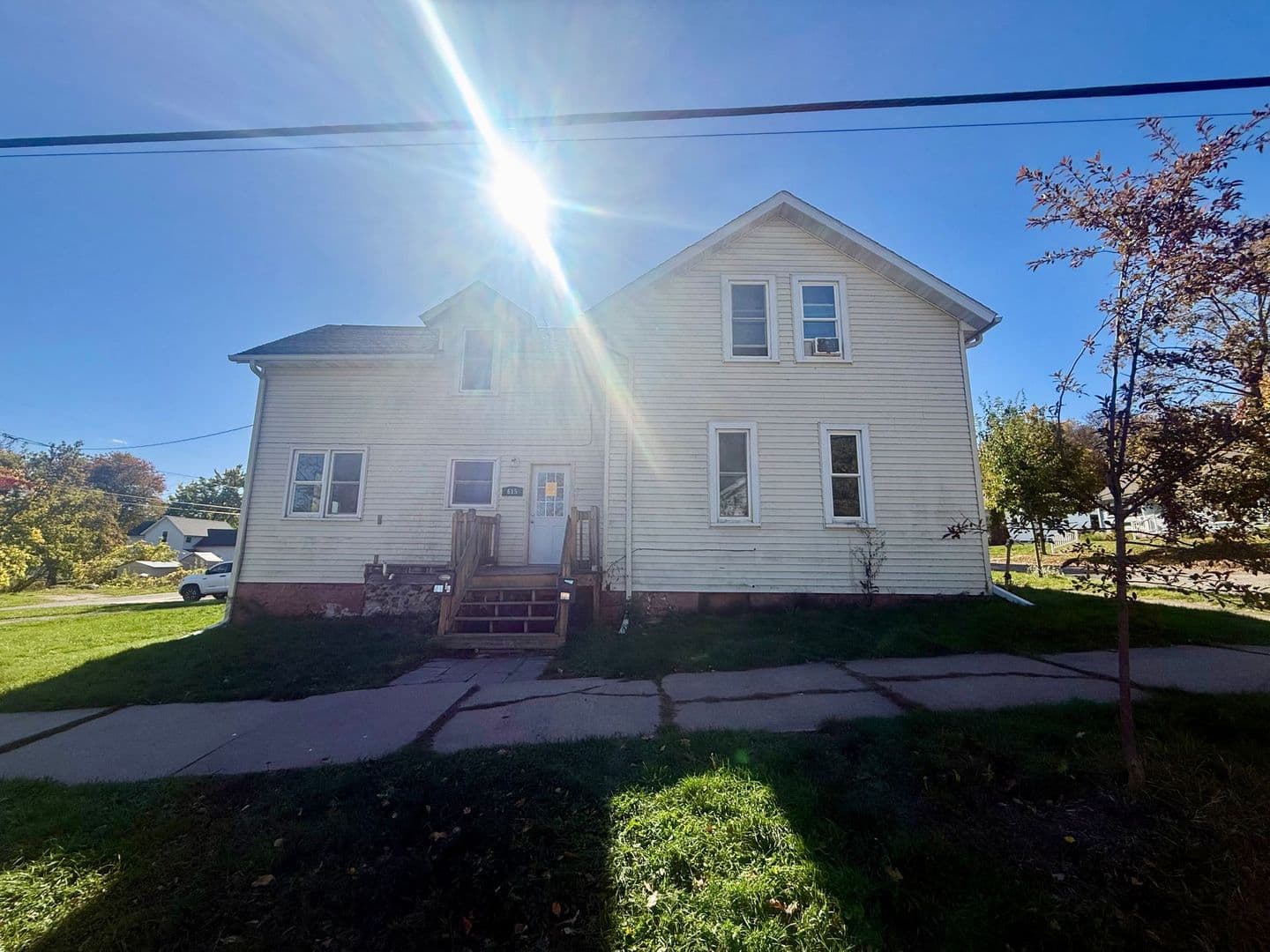 Wausau Apartment: 615 Elm St
