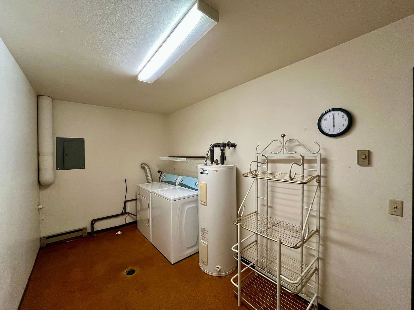 Marshfield Apartment: 1711 Sawyer Dr