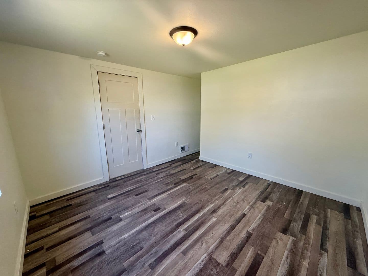 Wausau House: 706 Lincoln Ave