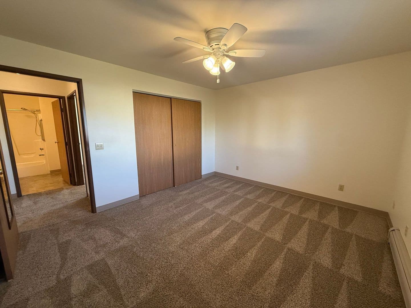 Plover Apartment: 3110 Wilson Avenue