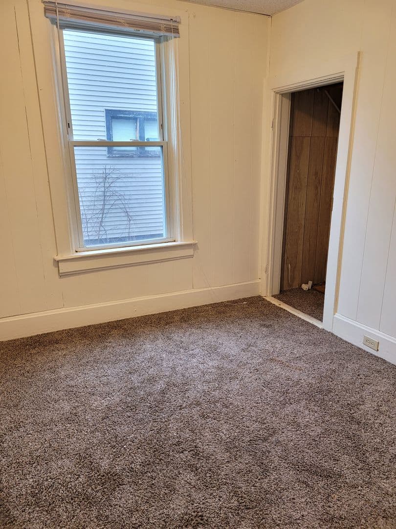 Wausau Apartment: 919 Washington Street