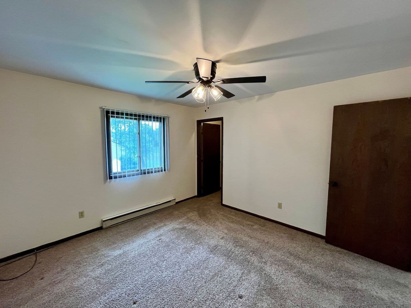 Marshfield Apartment: 1010 Sawyer Dr