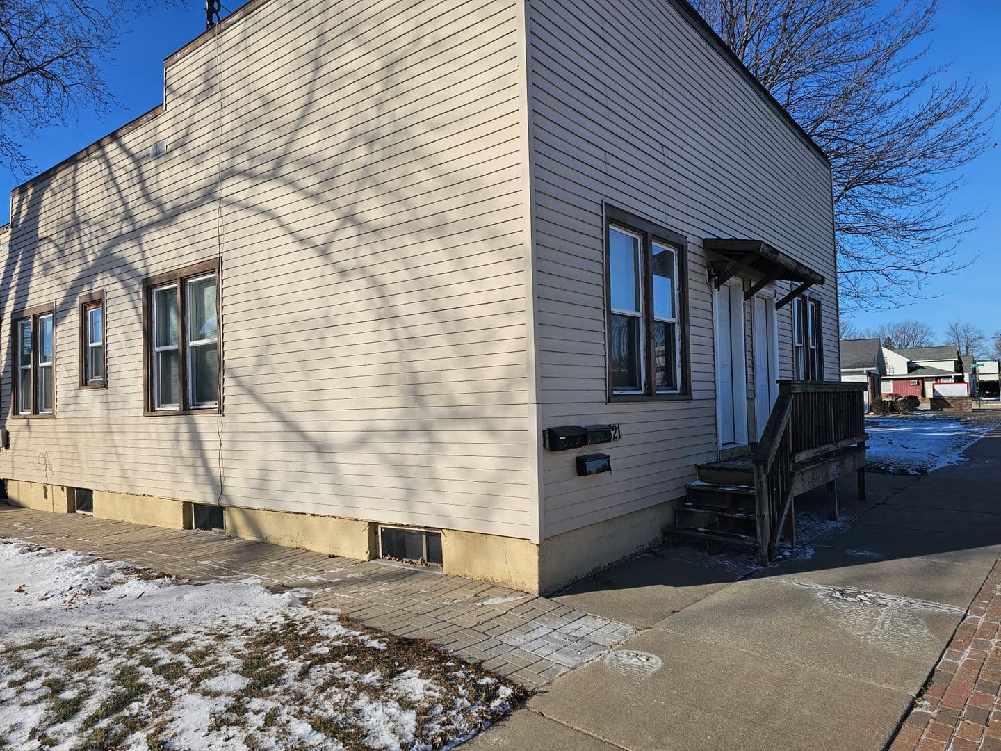 Wisconsin Rapids Apartment: 1821 W Grand Ave