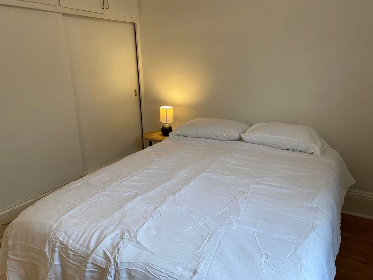 Marshfield Apartment: 410 N Maple Ave