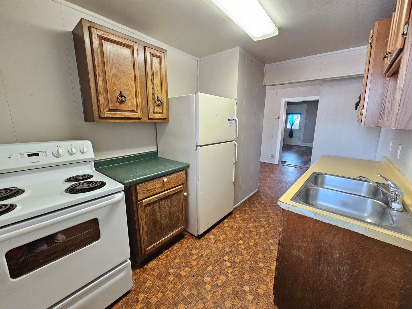 Wisconsin Rapids Apartment: 341 9th St N