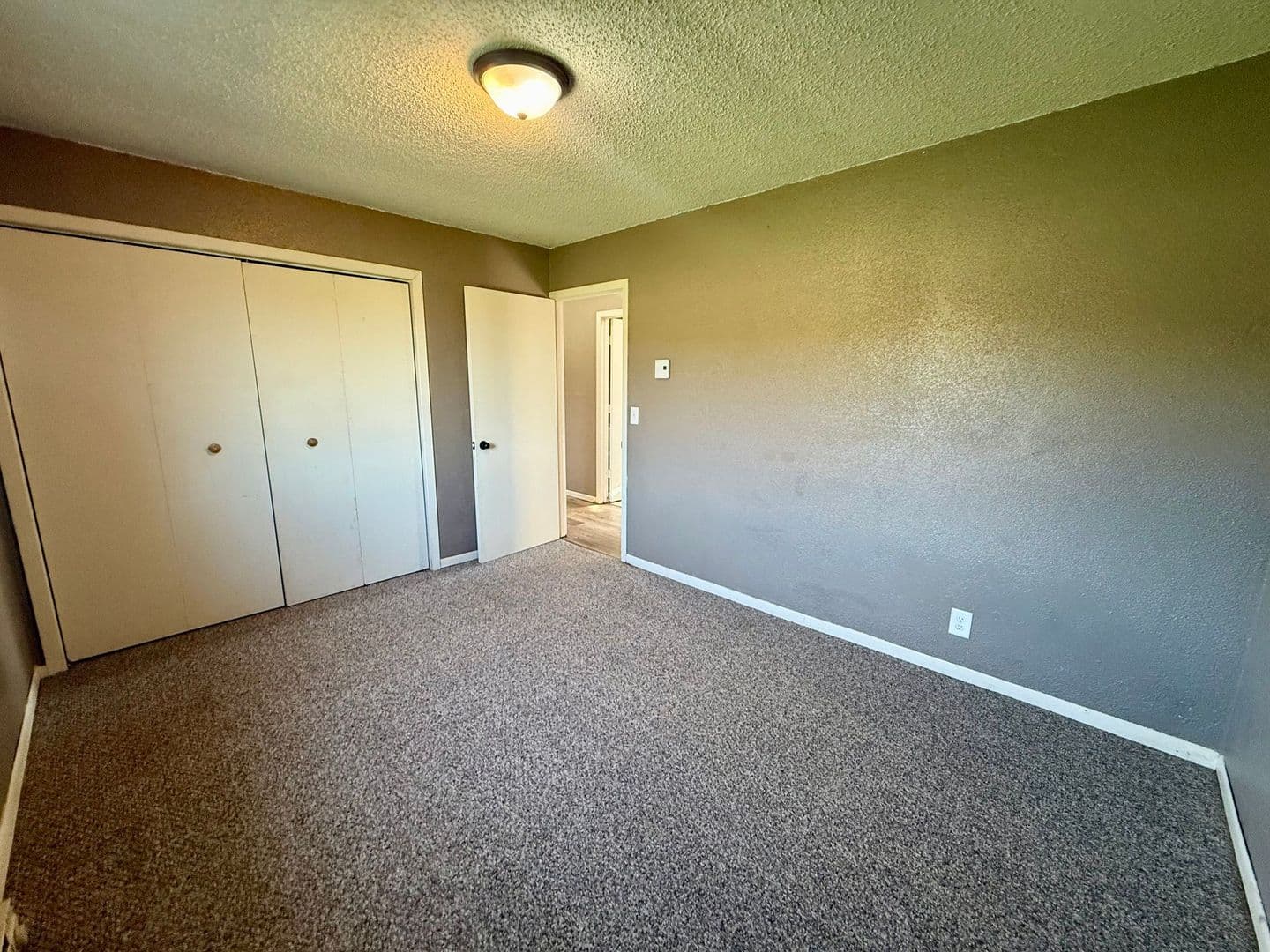 Stetsonville Apartment: W4913 Pine Avenue