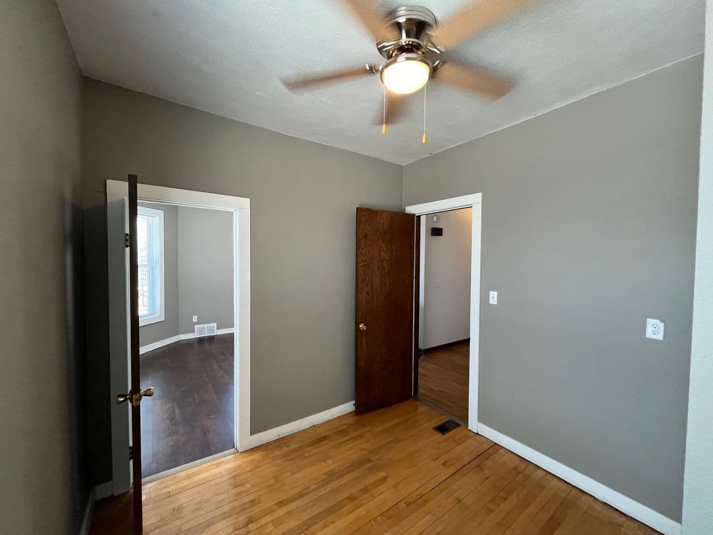 Wausau Apartment: 1015 Grand Ave