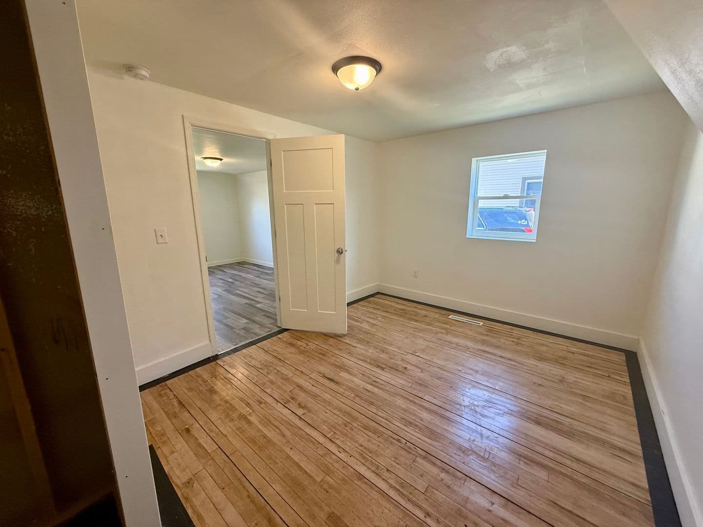 Wausau House: 706 Lincoln Ave