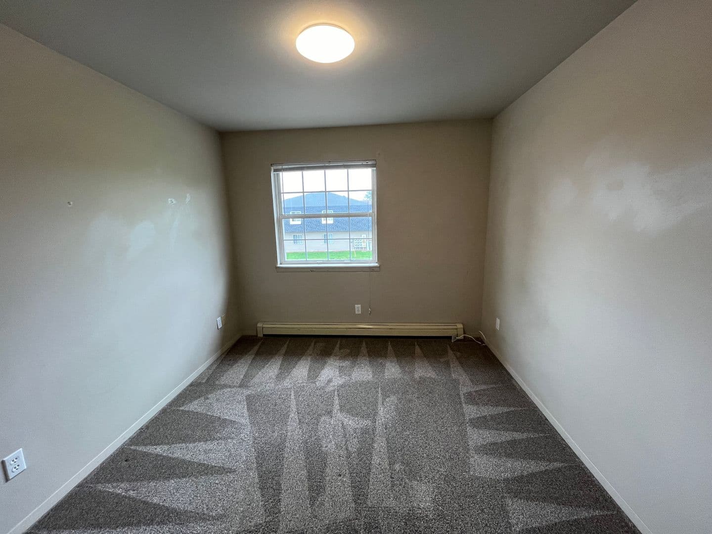 Stevens Point Apartment: 2448 4th Ave