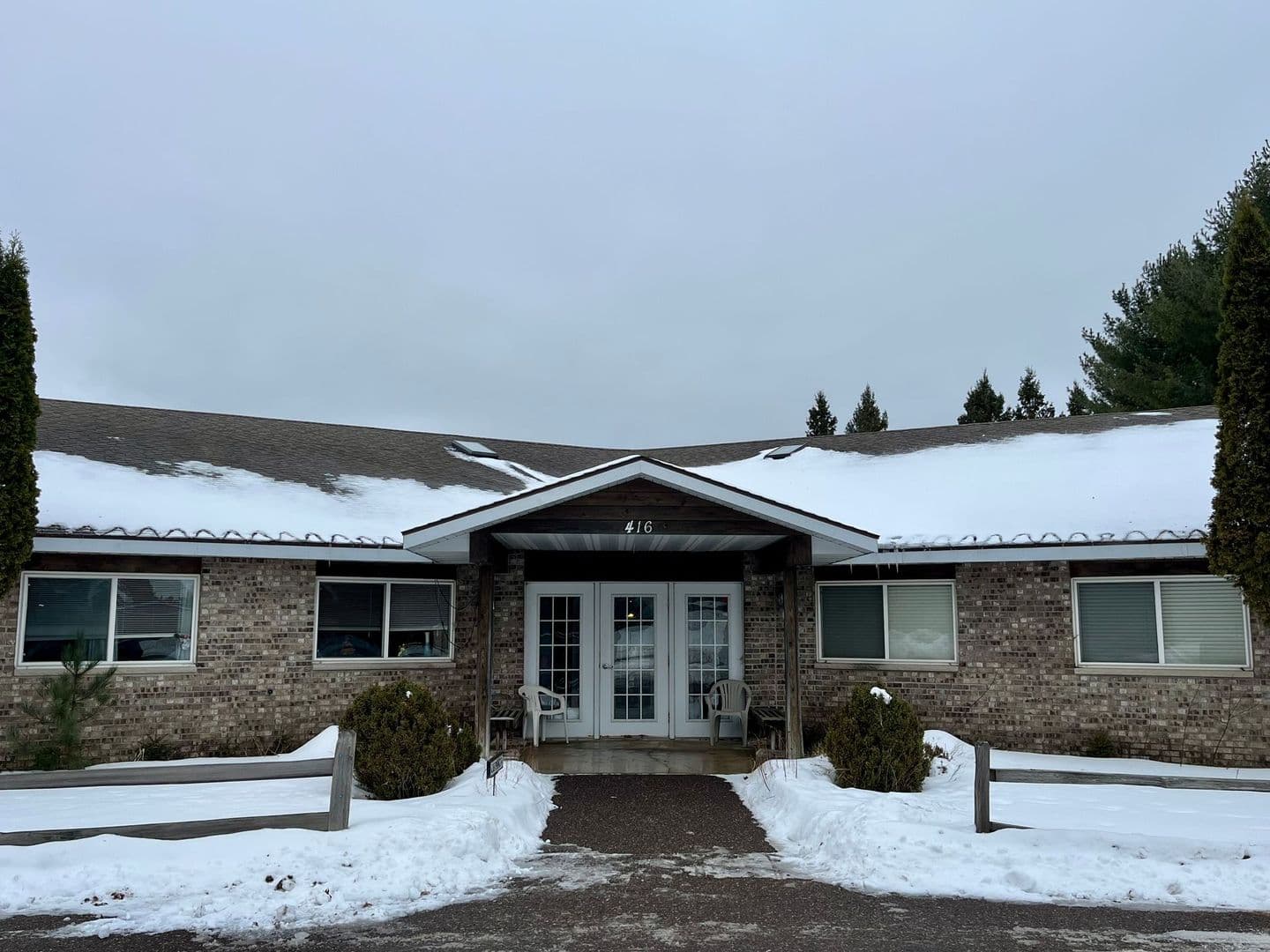 Eagle River Apartment: 416 Mill Street