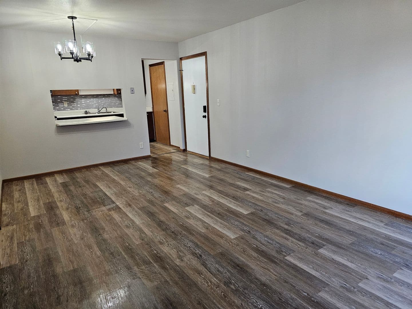 Plover Apartment: 3520 Evergreen Dr