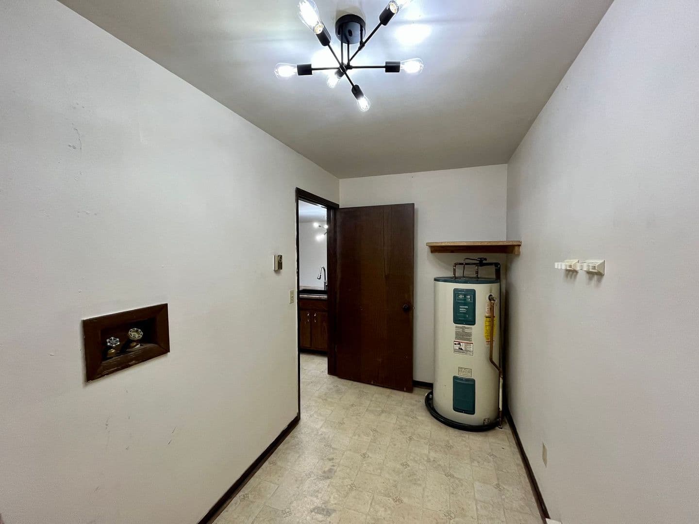 Marshfield Apartment: 1010 Sawyer Dr
