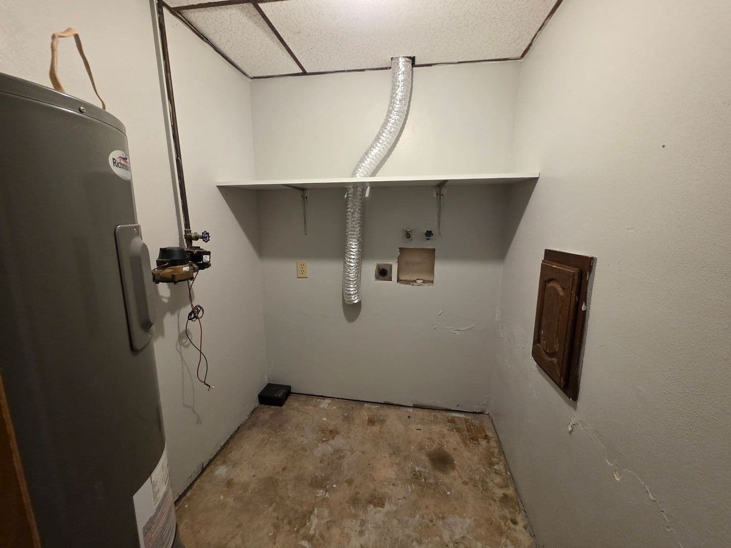 Wisconsin Rapids Apartment: 2460-2462 2nd Ave South
