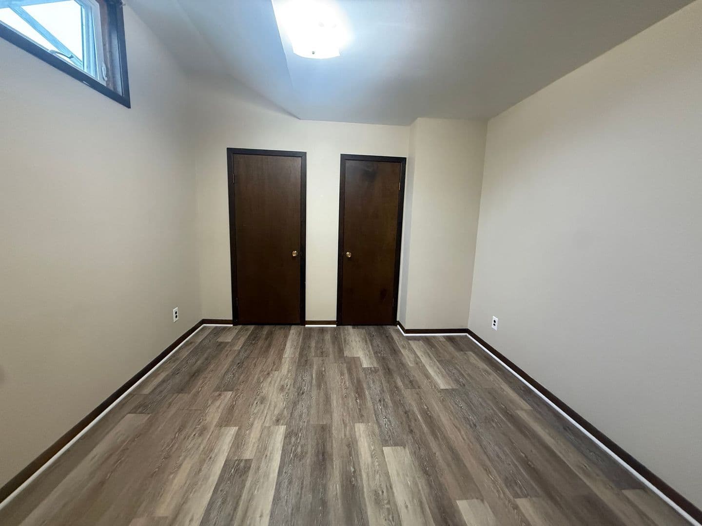 Wittenberg Apartment: 516 S Webb Street