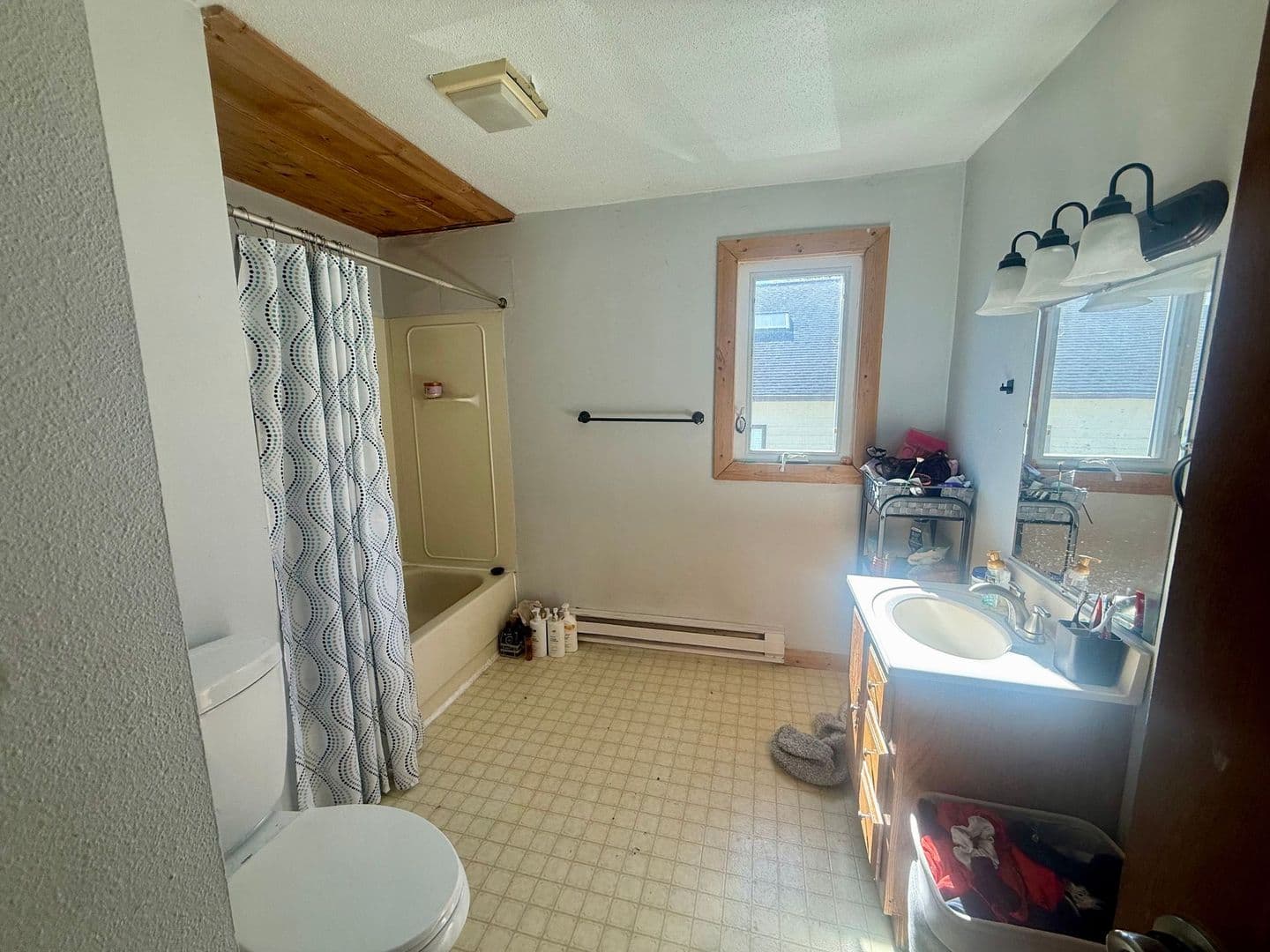 Wausau Apartment: 615 Elm St