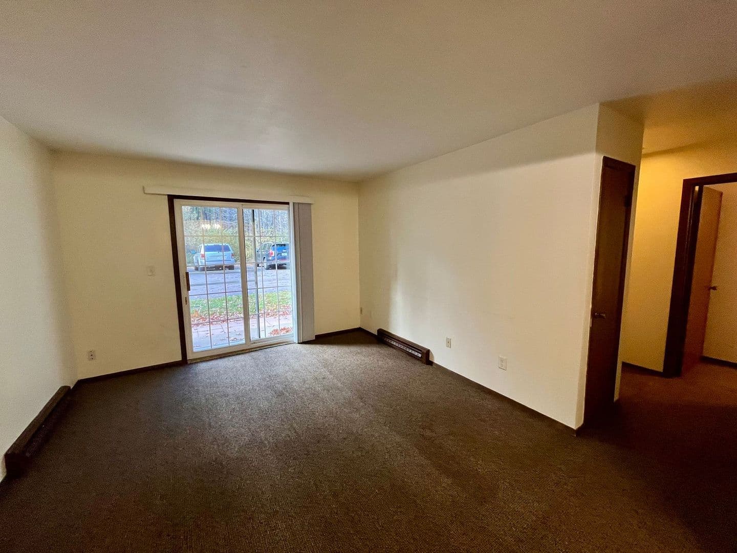 Tomahawk Apartment: 1011 Timm St