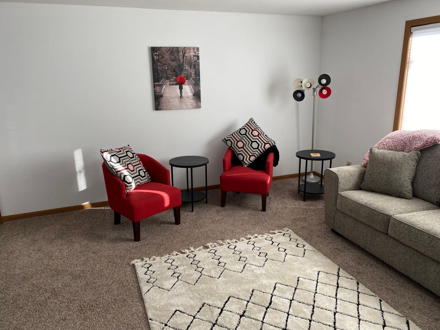 Marshfield Apartment: 307 S Vine Avenue