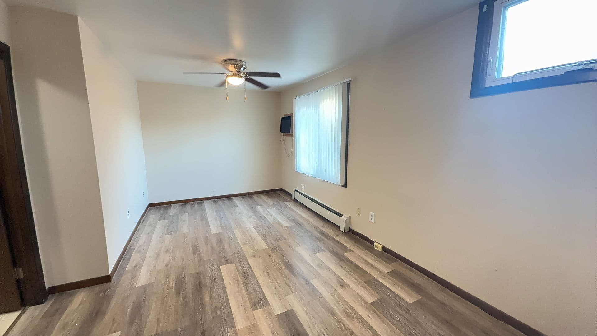 Wittenberg Apartment: 516 S Webb Street