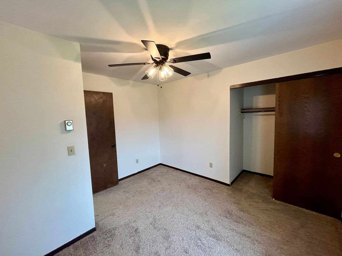 Marshfield Apartment: 1010 Sawyer Dr