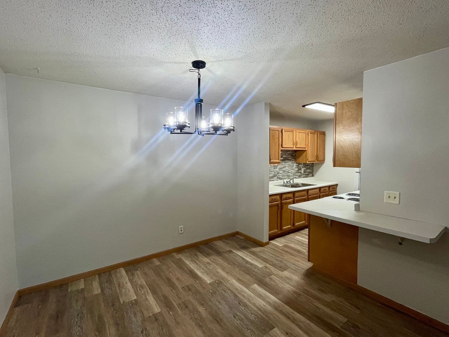 Tomah Apartment: 401 - 405 N Glendale Ave