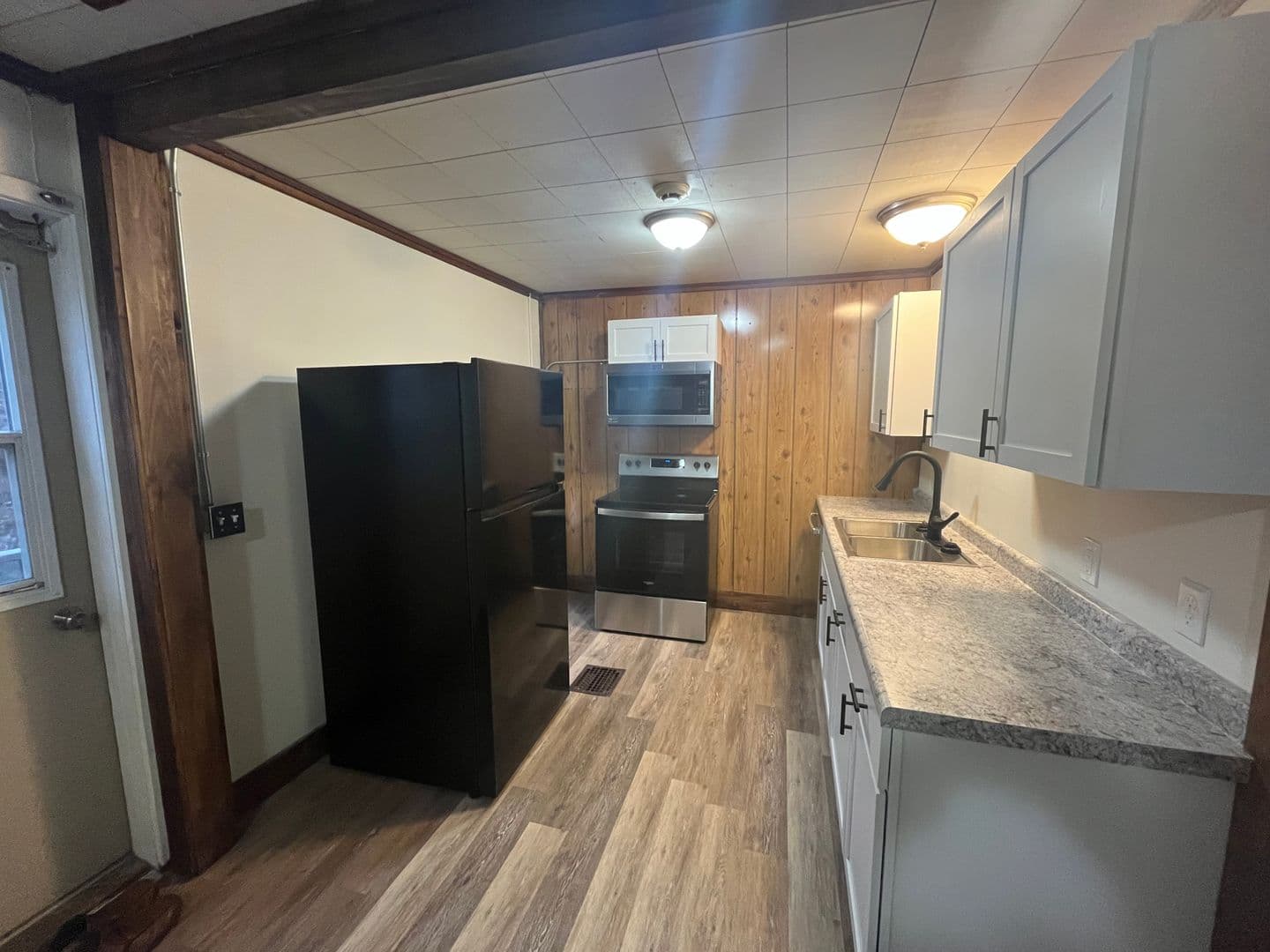 Wausau Apartment: 716 Washington St