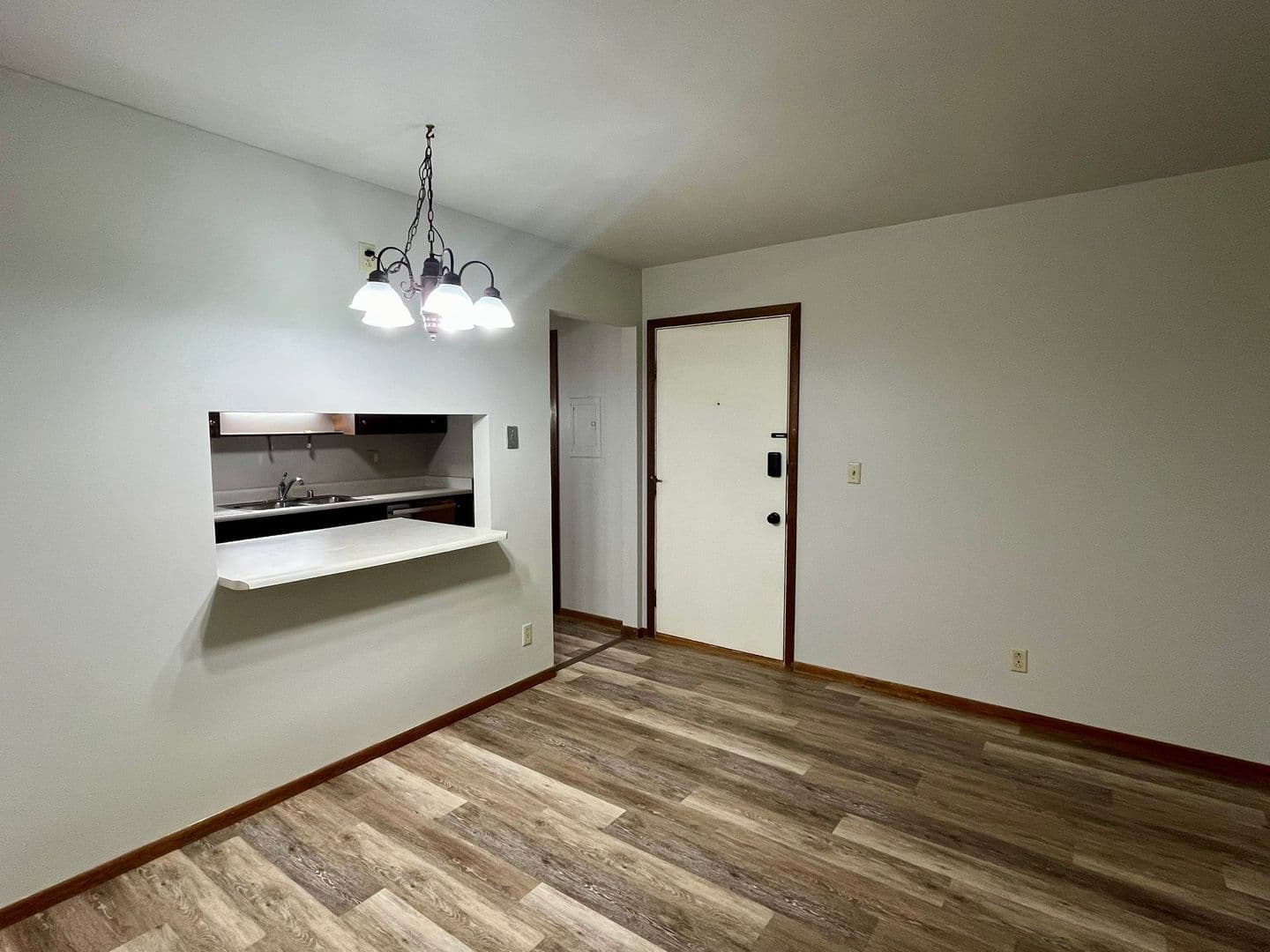 Plover Apartment: 3520 Evergreen Dr