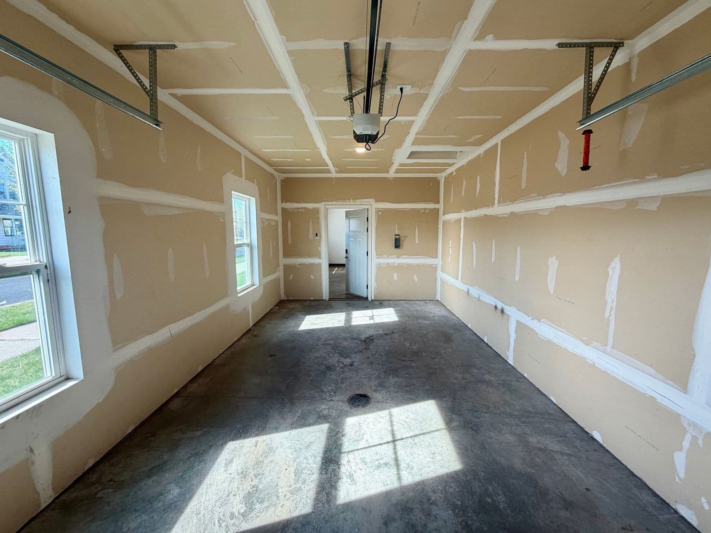 Wausau Apartment: 1114-1116 W Thomas St