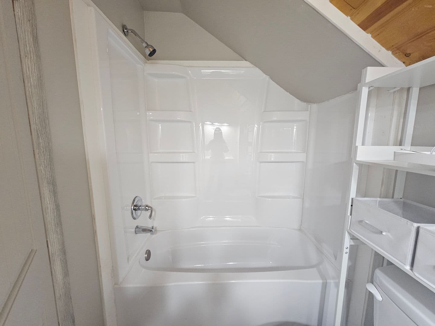 Nekoosa Apartment: 618 North St