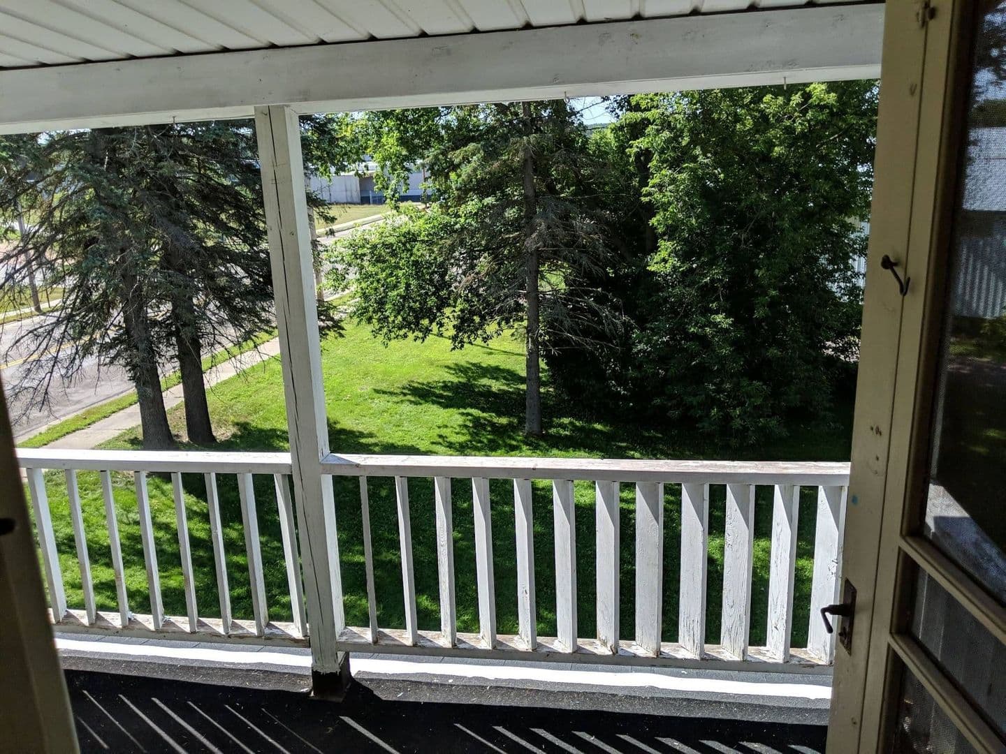 Merrill Apartment: 110 S State St