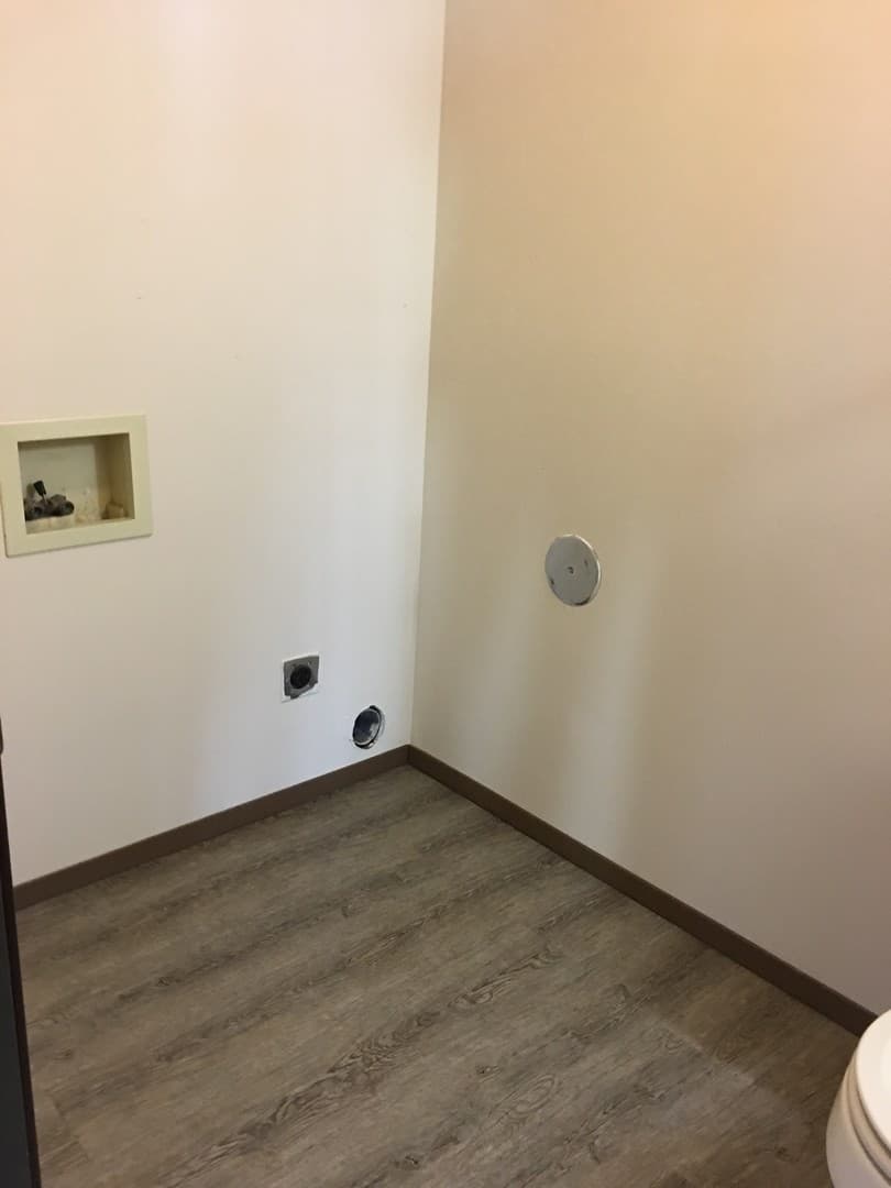 Plover Apartment: 1170 Dodds Drive