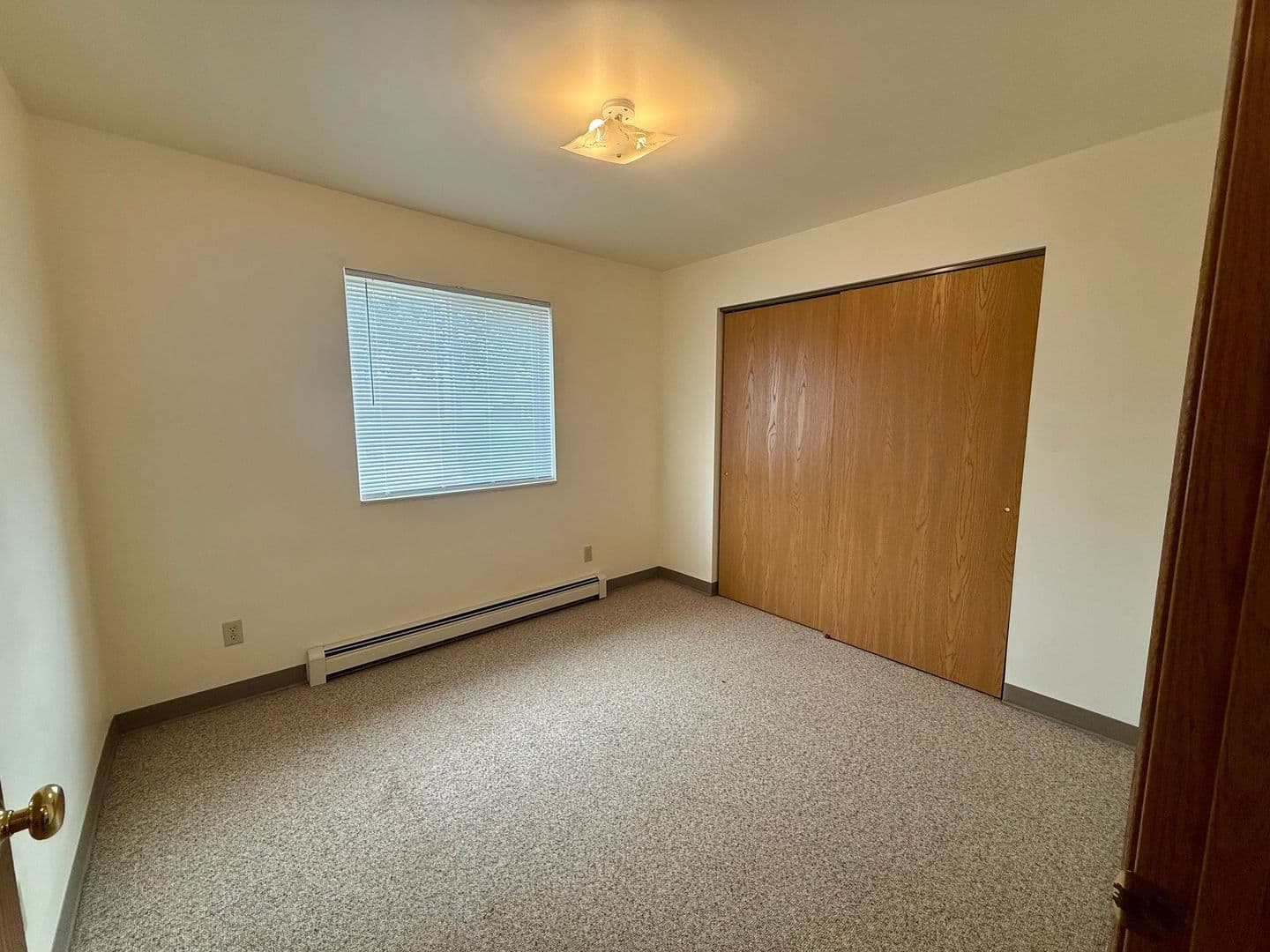 Plover Apartment: 3120 Wilson Avenue