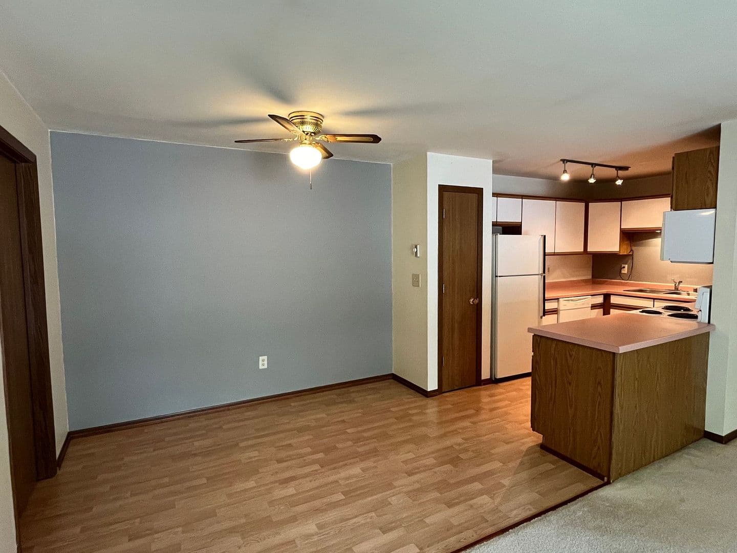 Medford Apartment: 805 W Allman Street