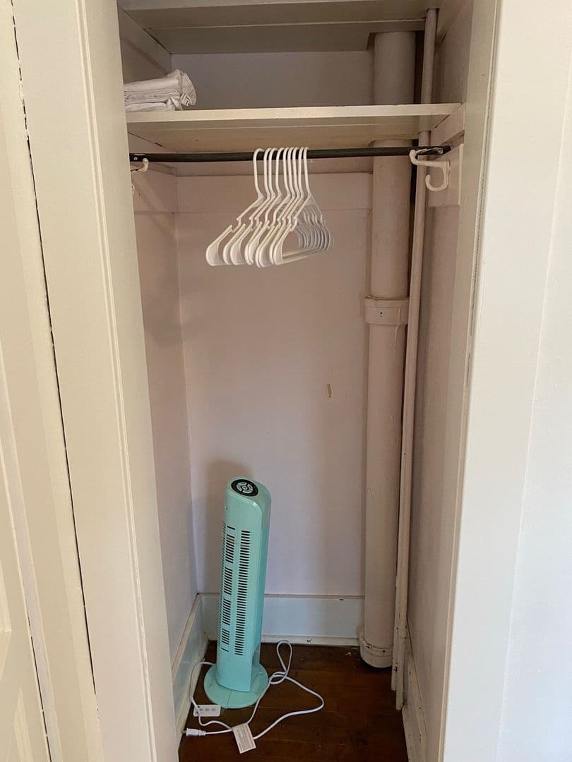 Marshfield Apartment: 410 N Maple Ave