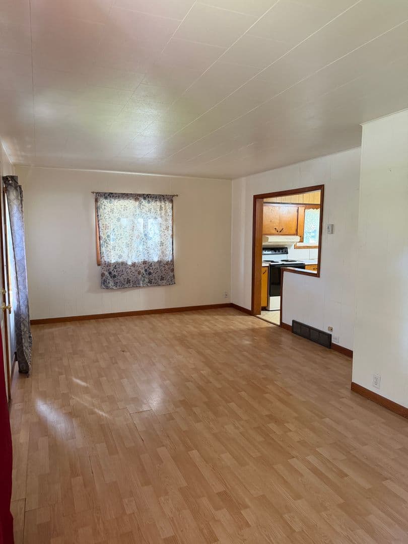 Colby House: 505 N 3rd St