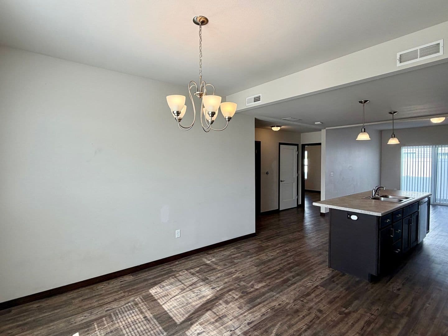 Wausau Apartment: 1114-1116 W Thomas St