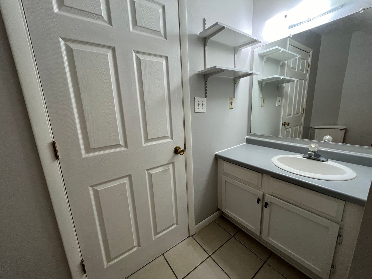 Wausau Apartment: 803 Grand Ave